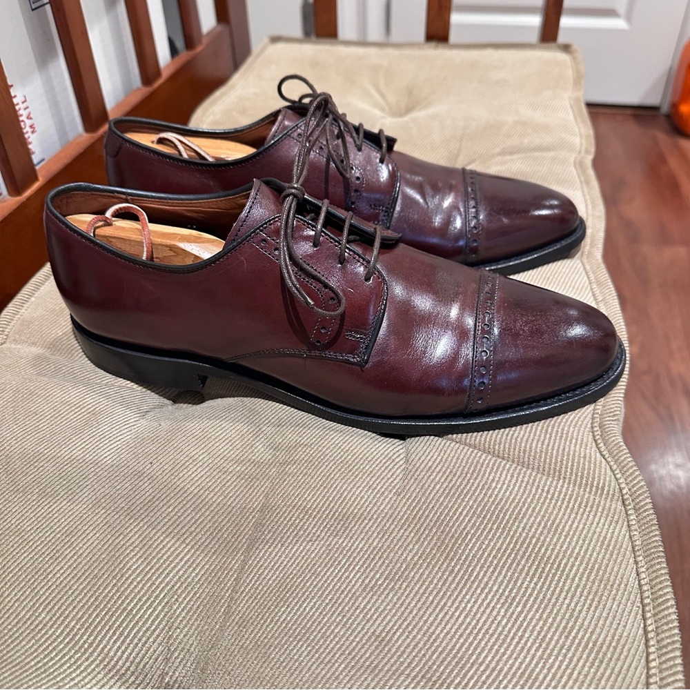 Allen Edmonds Burgundy Leather Cap-Toe Derbys - Picture 4 of 15